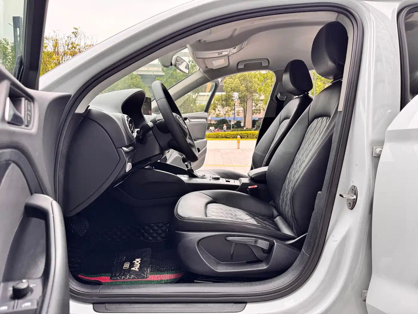 Audi A3 2014 Limousine 35 TFSI Auto Progressive фото 4