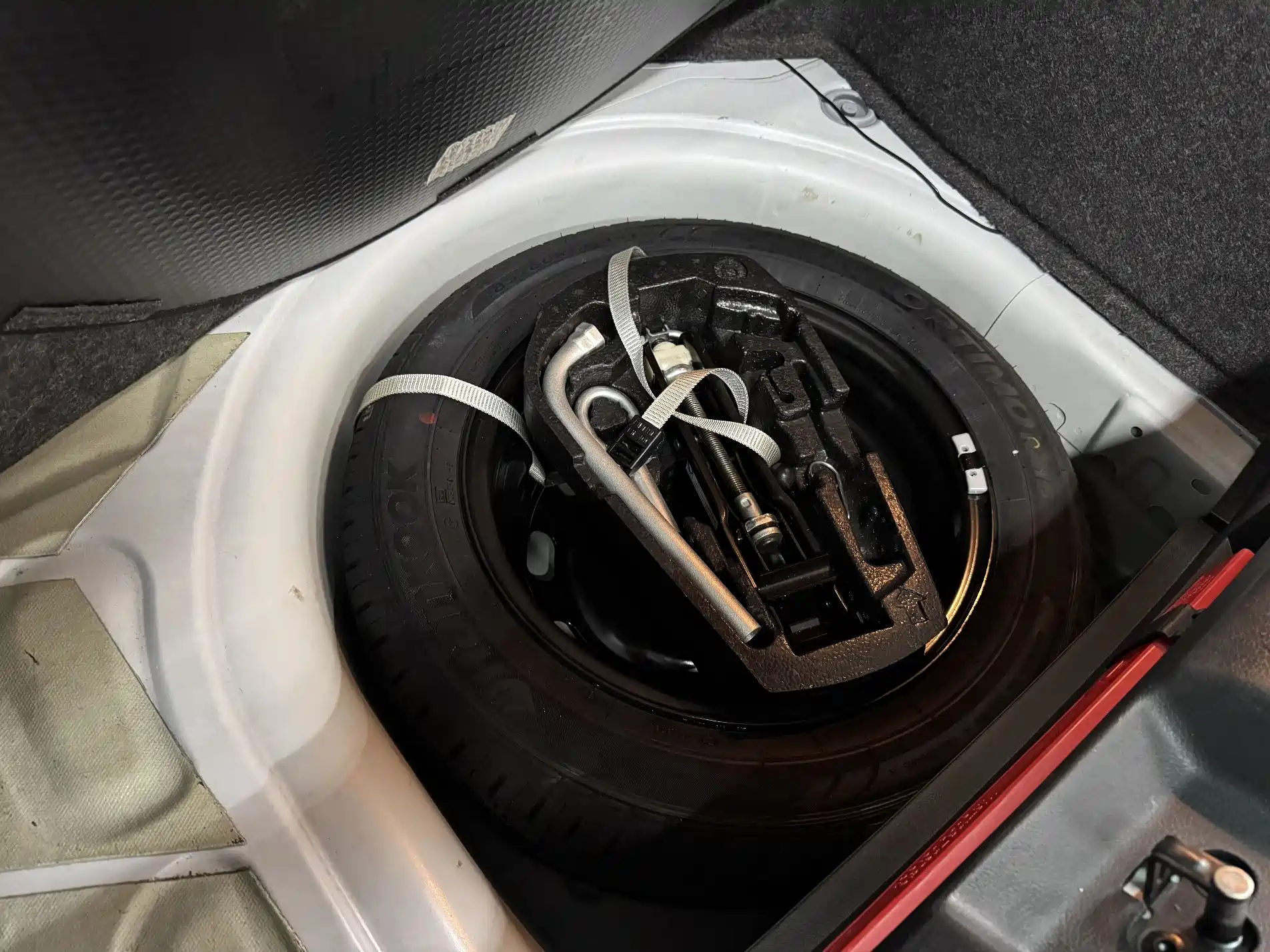 Photo 16 - Volkswagen Polo