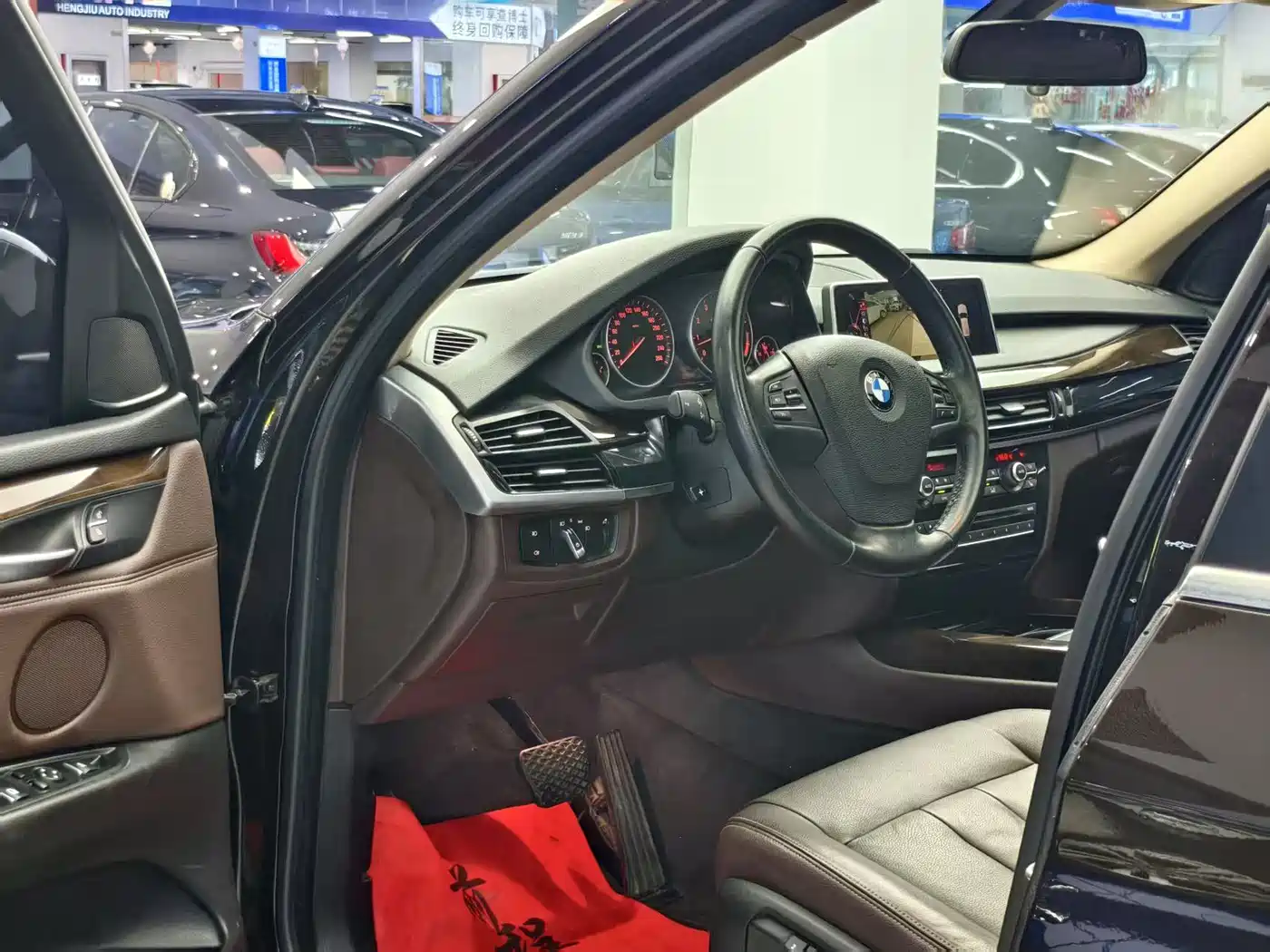 BMW X5 (Import) 2014 xDrive35i Leading фото 13