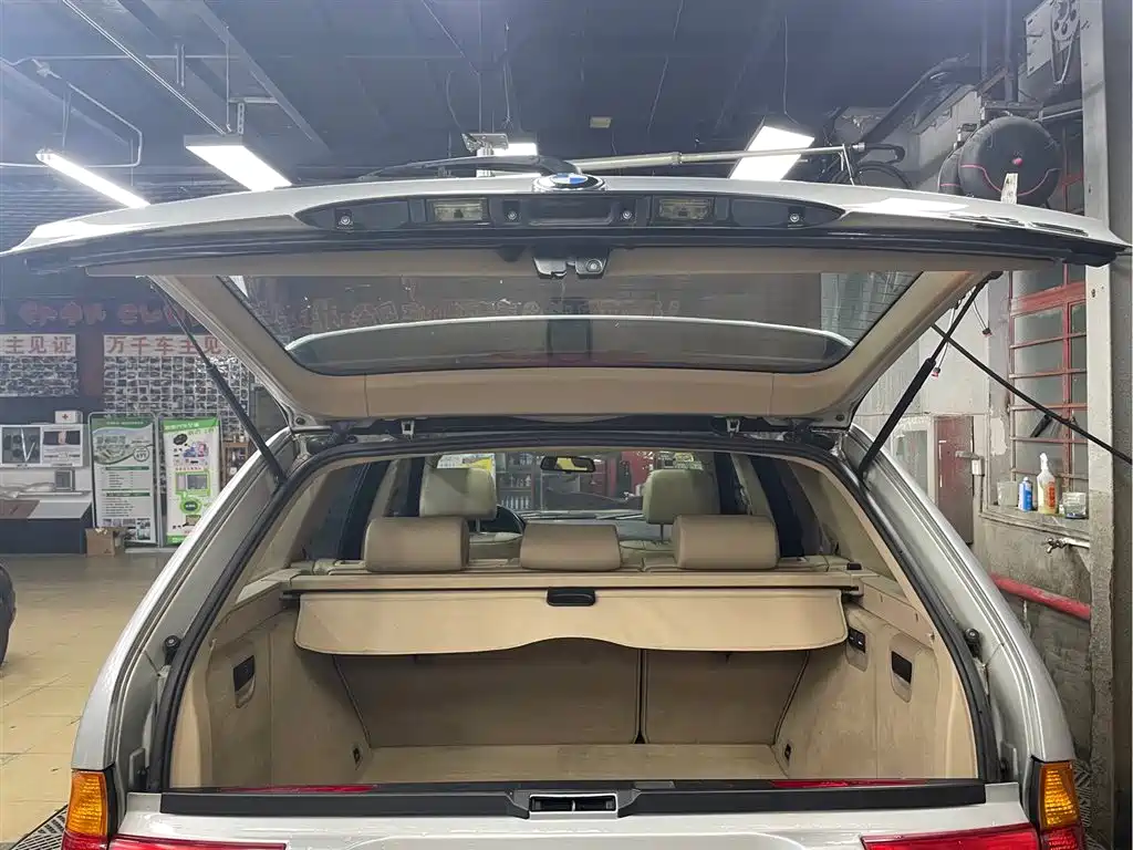 BMW X5 (Import) 2004
