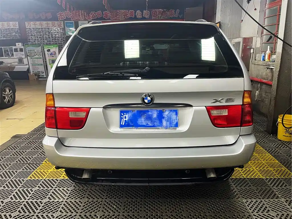 BMW X5 (Import) 2004