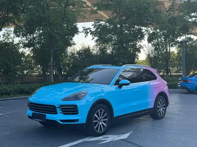 PORSCHE CAYENNE