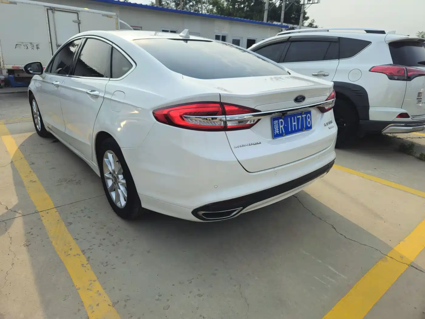 FORD MONDEO