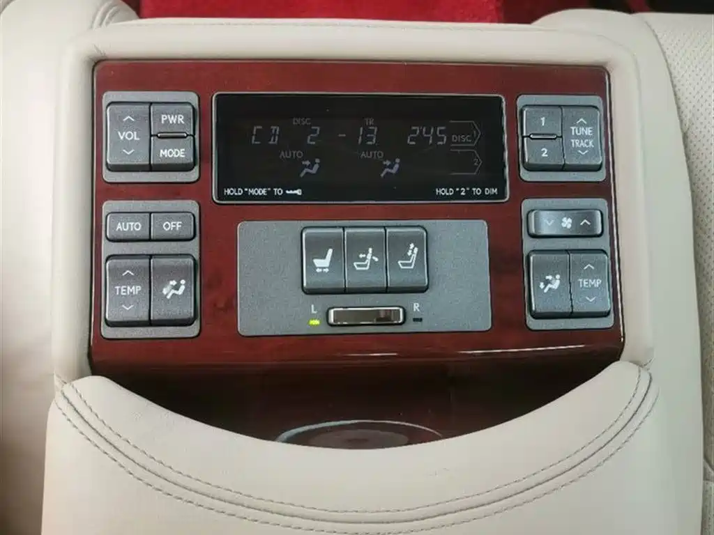 Lexus LS 2006 460L Premium Edition фото 14