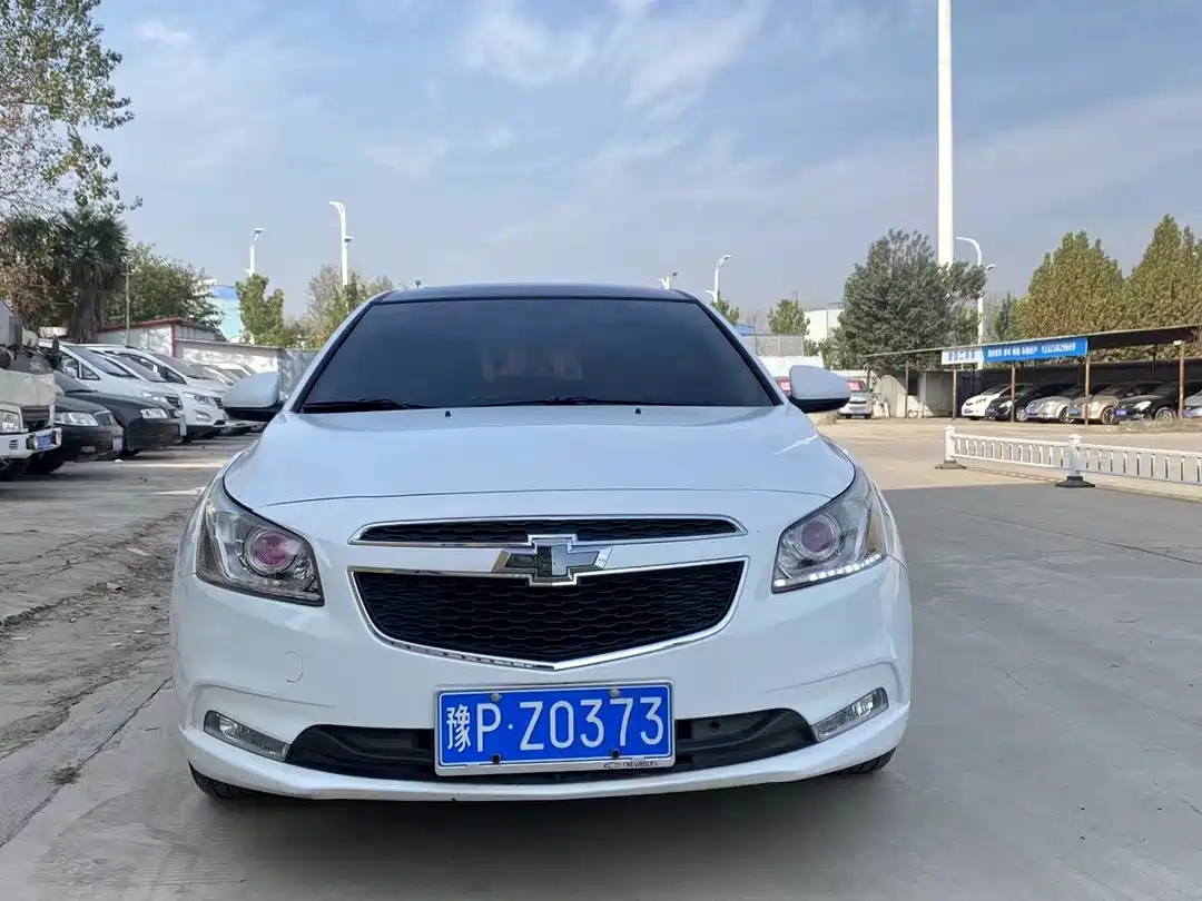 Chevrolet Cruze 2015 1.5L Classic SE AT фото 2