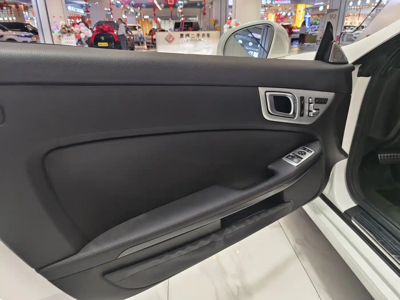 Mercedes-Benz SLC 2016 SLC 200 Sport фото 5