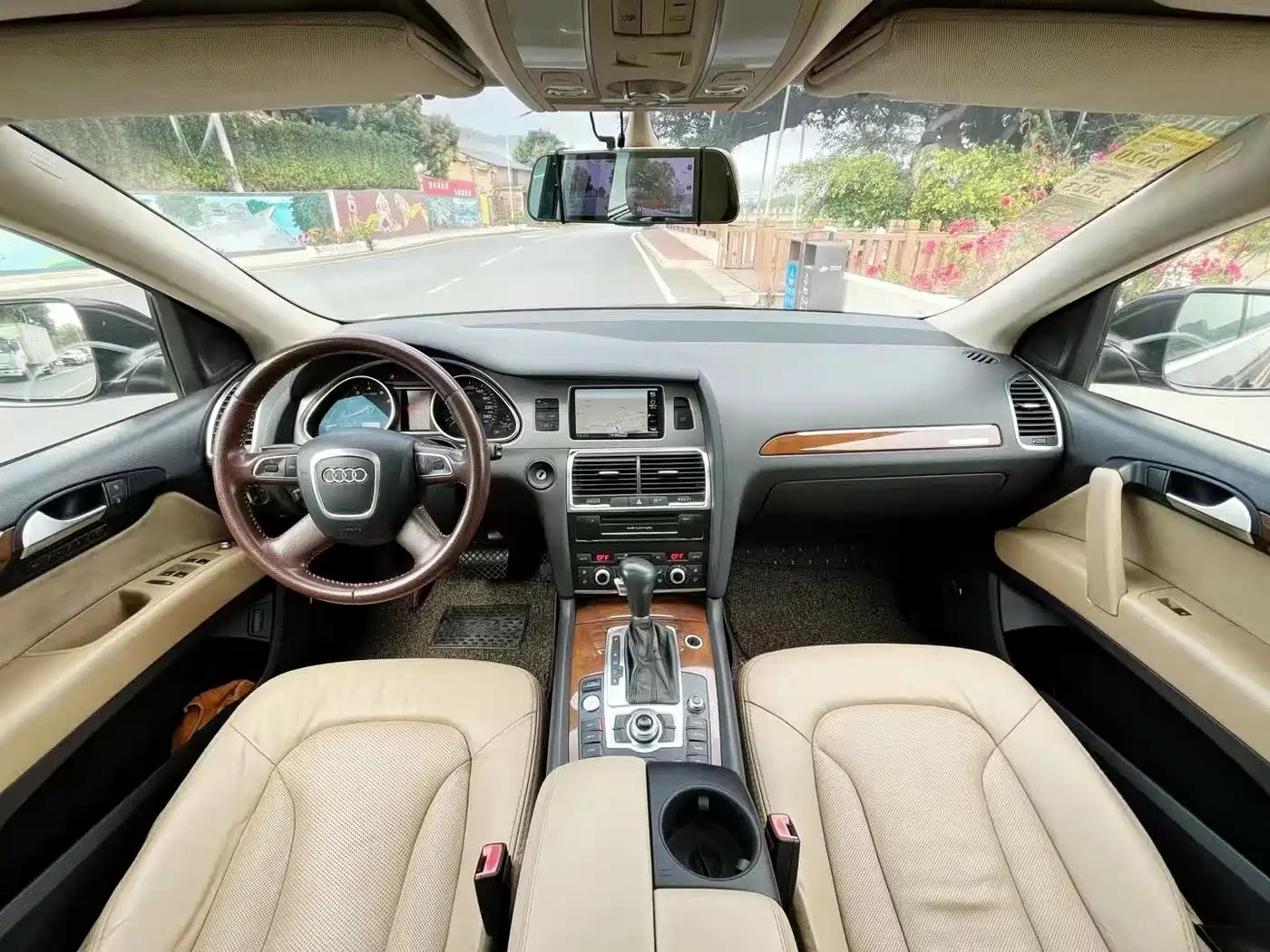 Audi Q7 2011 3.0 TFSI Technology (200kW) фото 9