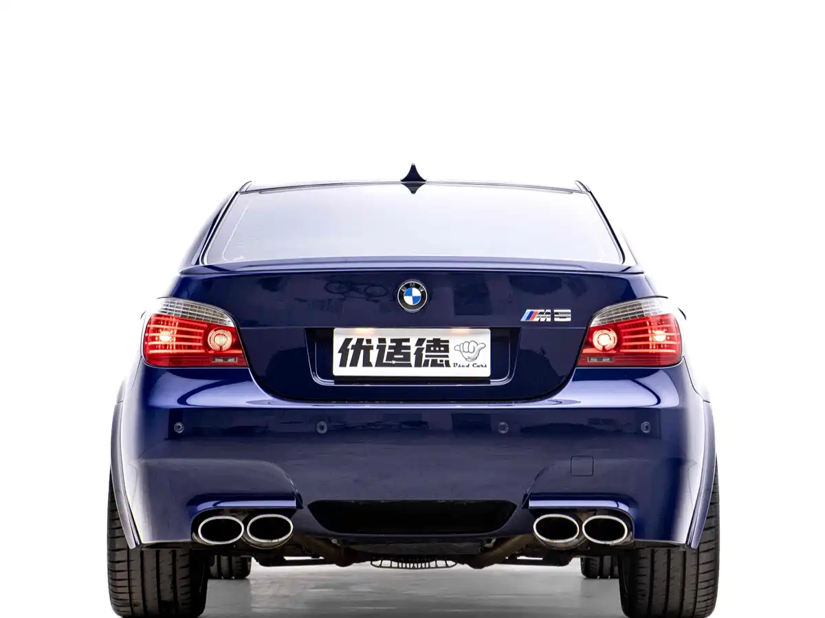 BMW M5 2005 Model M5 фото 6
