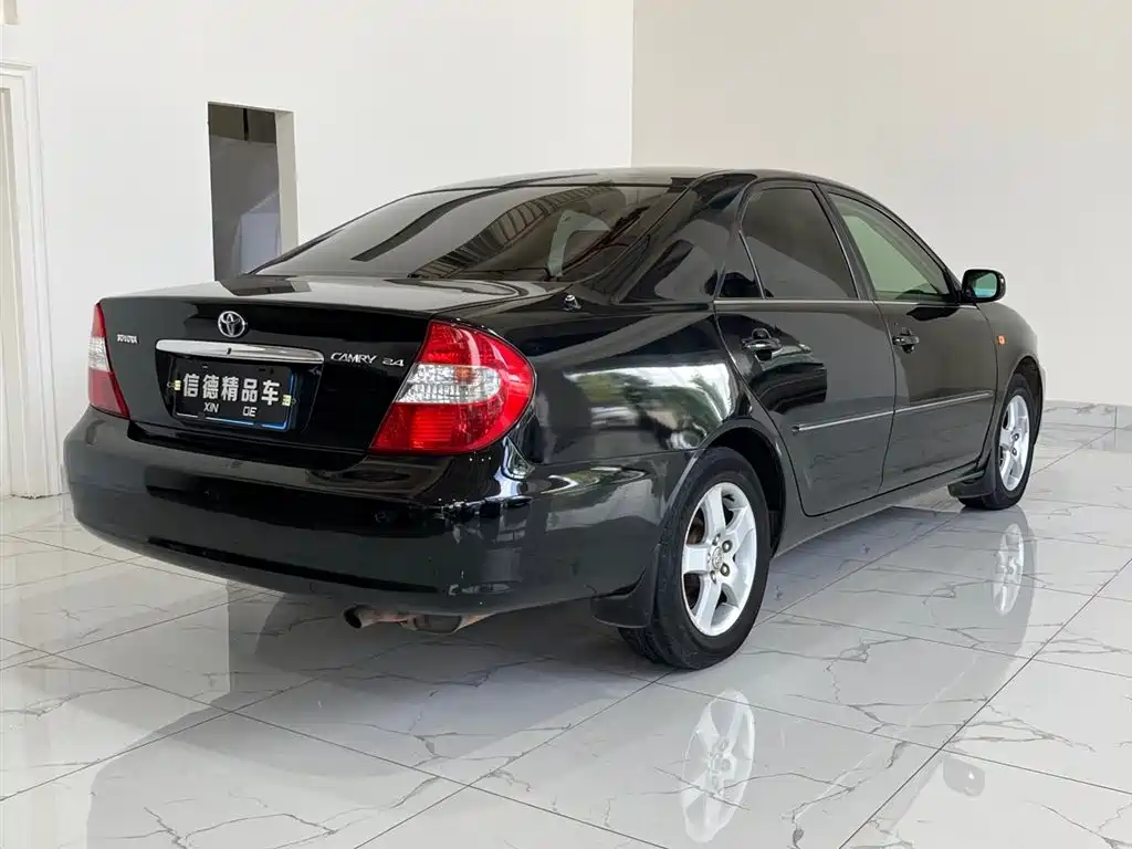 Toyota фото 6