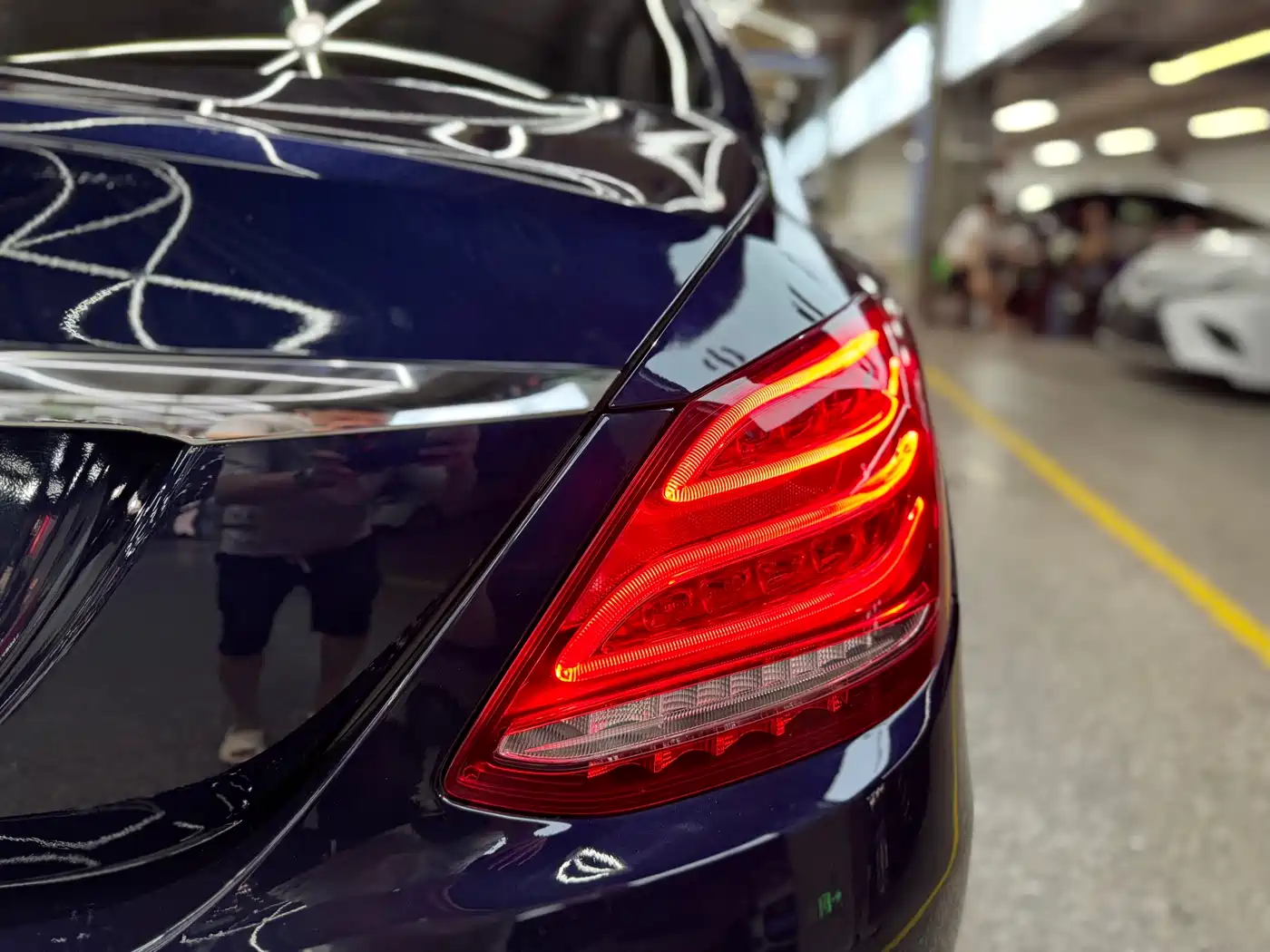 Mercedes-Benz C-Class 2015 Facelift C 200 L Sport фото 9