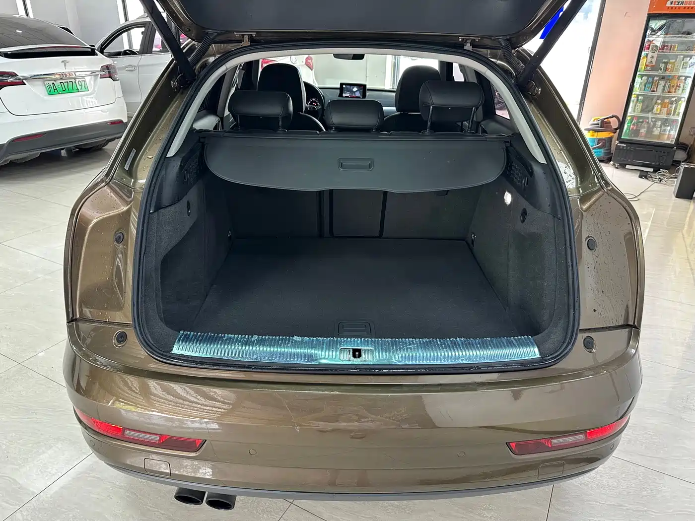 Audi Q3 2016 Model 30 TFSI Style фото 17