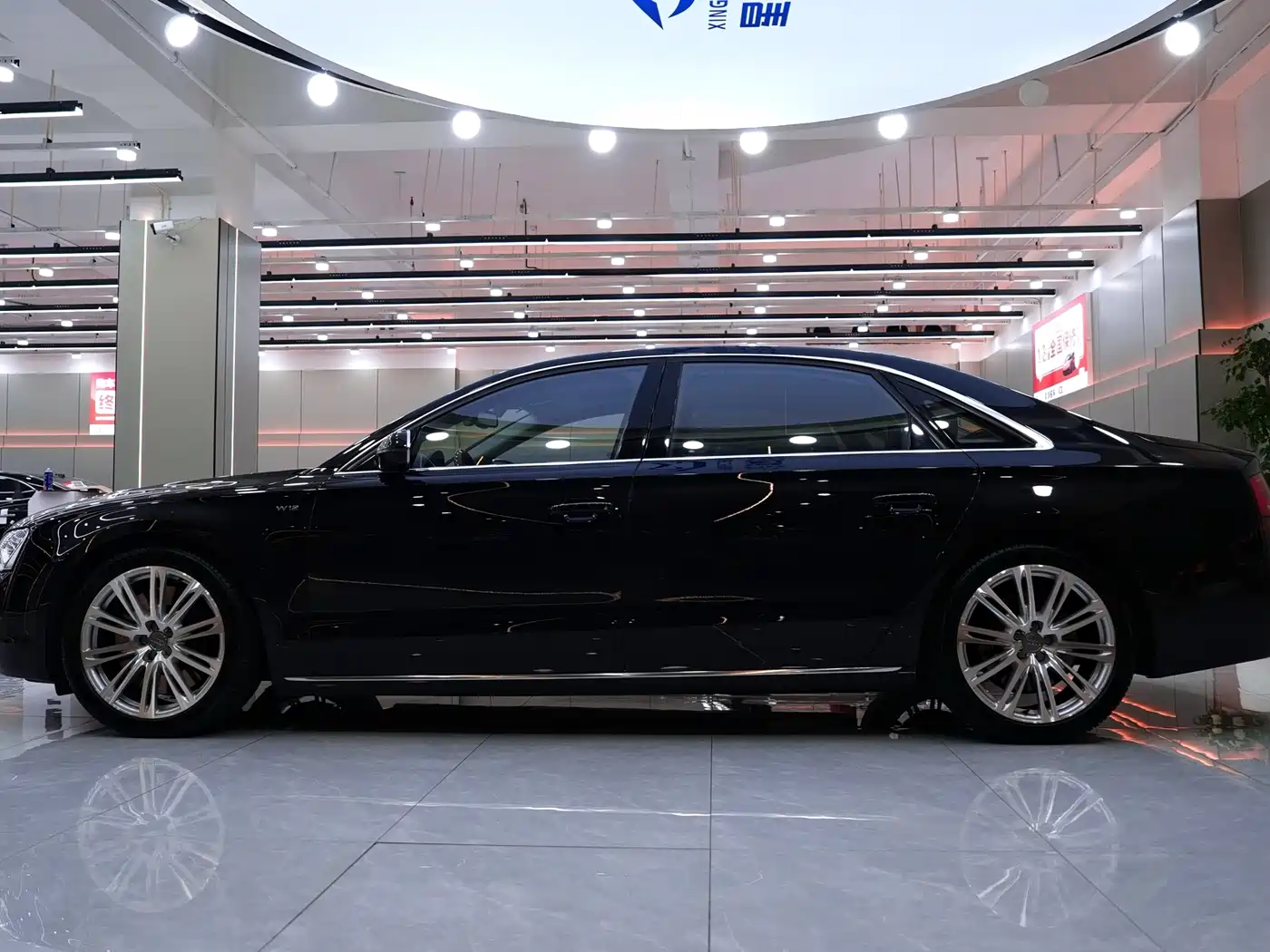 Audi A8 2013 A8L 6.3 FSI W12 quattro Flagship фото 8