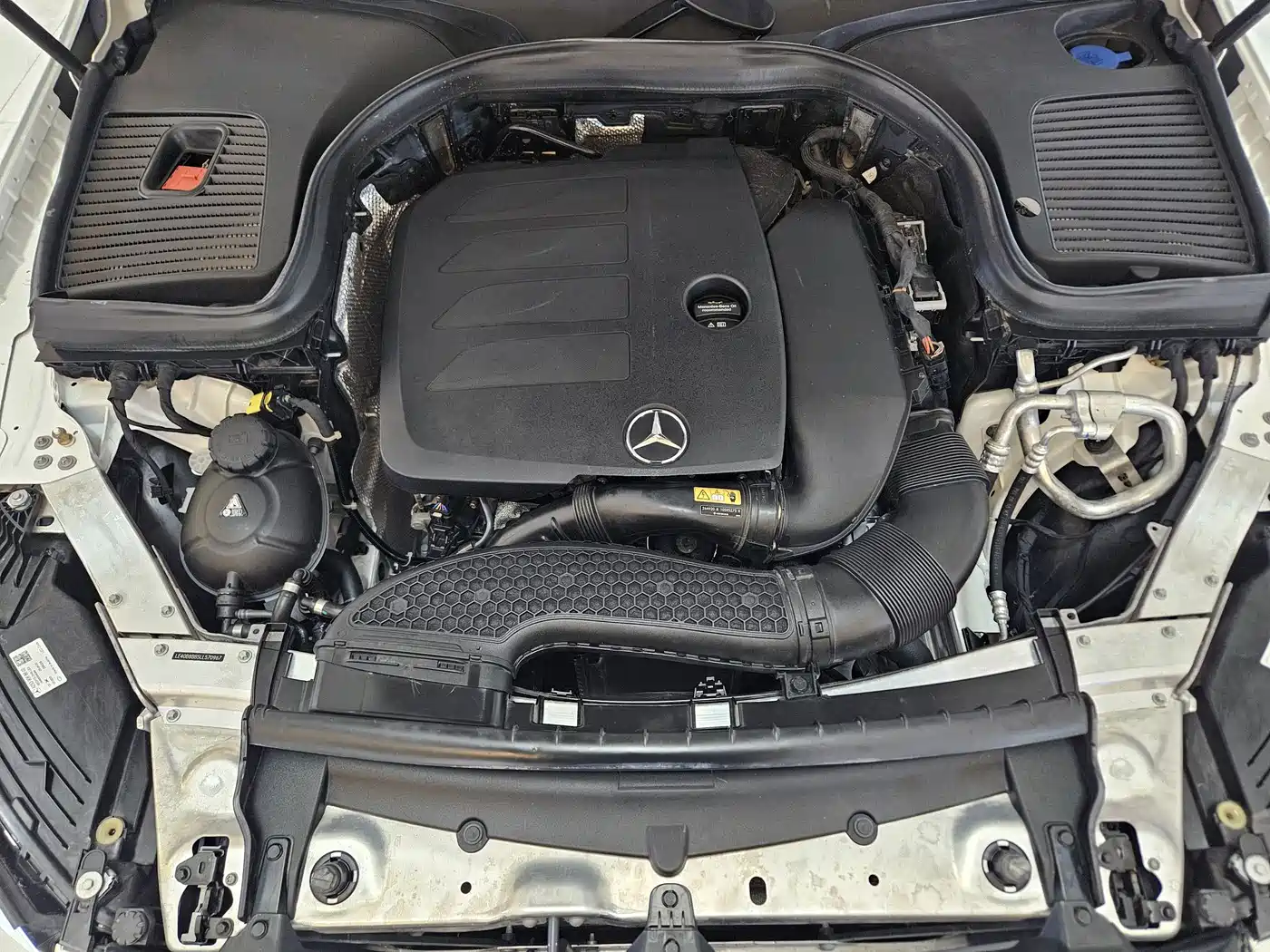 Mercedes-Benz GLC 2020 Facelift GLC 260 L 4MATIC Dynamic фото 22