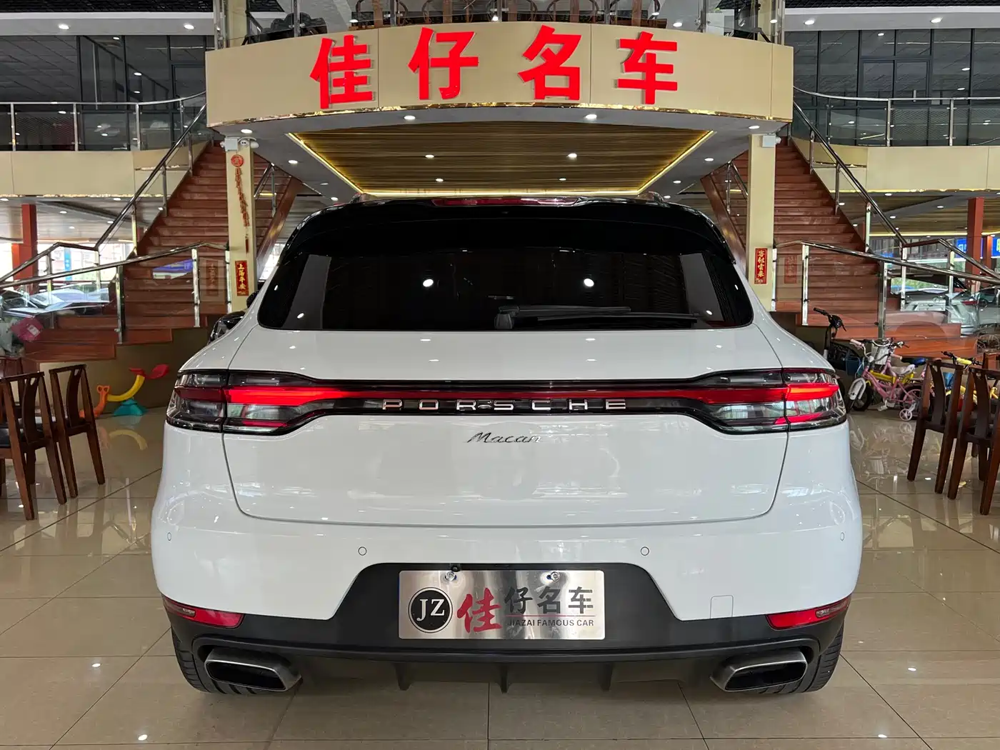 Porsche Macan 2018 Macan 2.0T фото 4