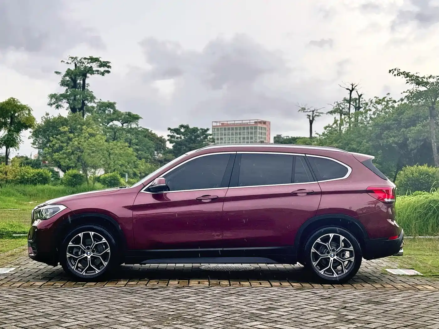 BMW X1 2021 sDrive25Li Leading фото 5