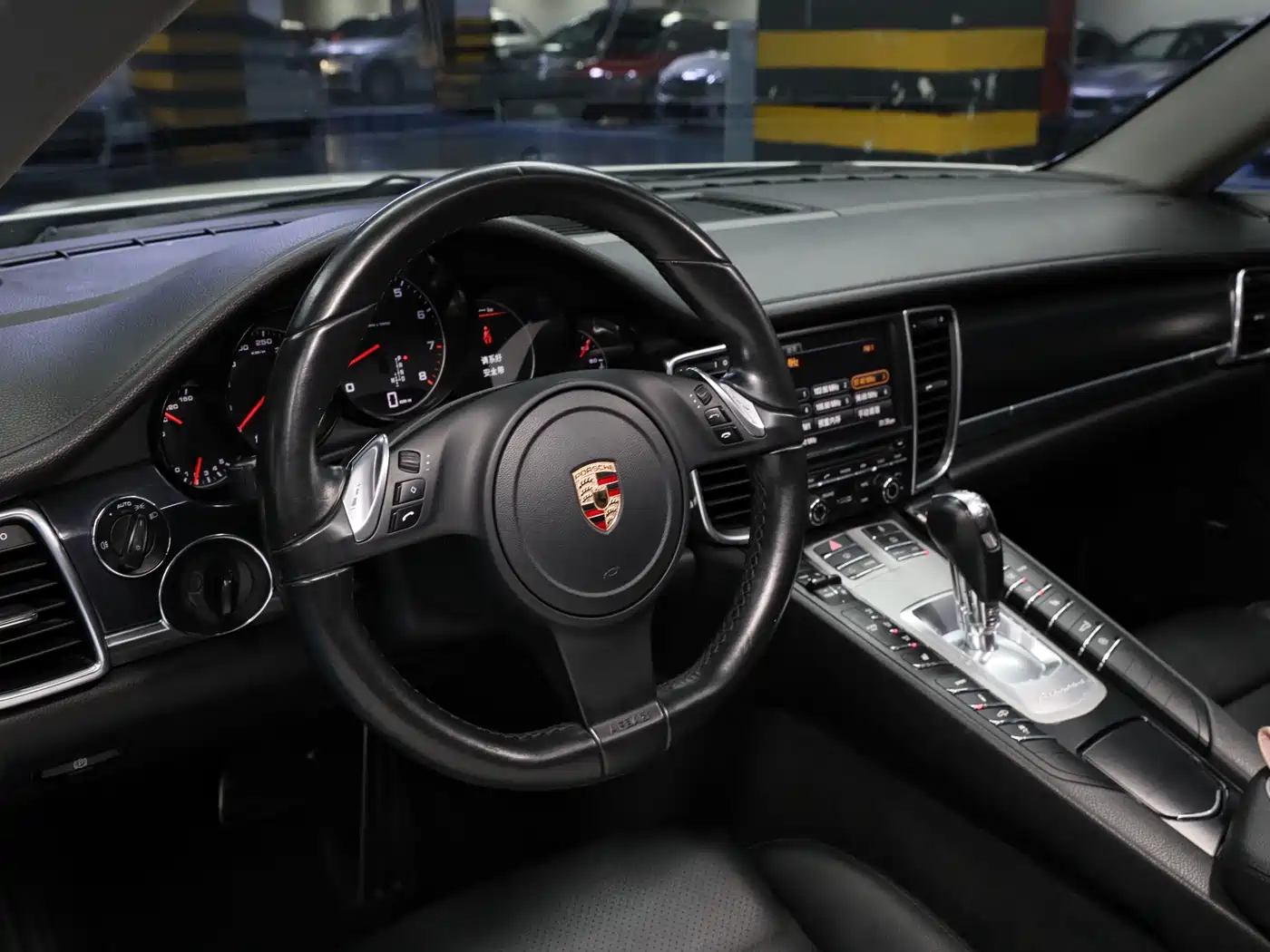 Porsche Panamera 2010 Panamera 4 3.6L фото 12