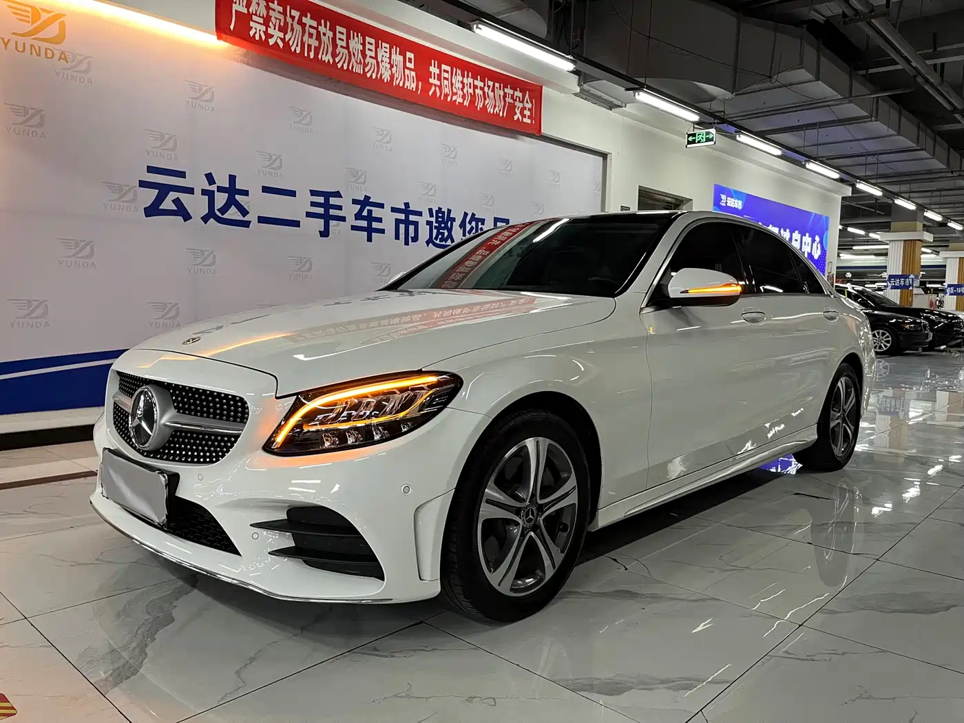 MERCEDES-BENZ C CLASS