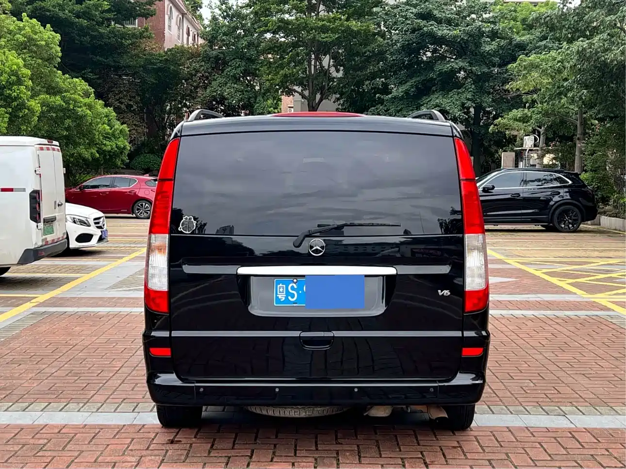 Mercedes-Benz Viano 2010 2.5L Prestige Edition фото 8