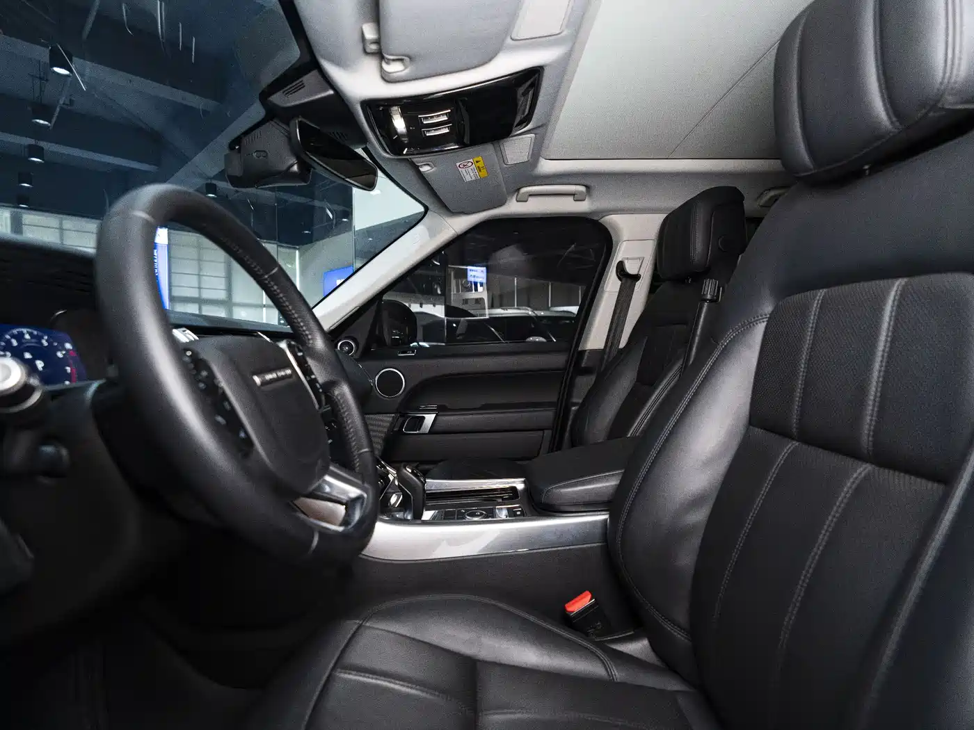 Land Rover Range Rover Sport 2020 3.0 L6 SE фото 6