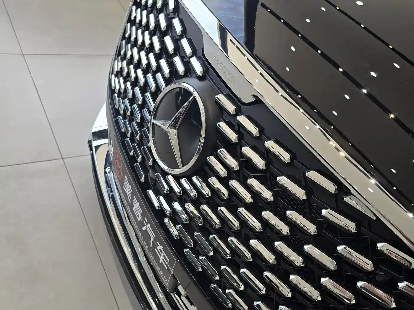 Mercedes-Benz V-Class 2024 V 300 L Long Wheelbase Luxury Edition фото 11
