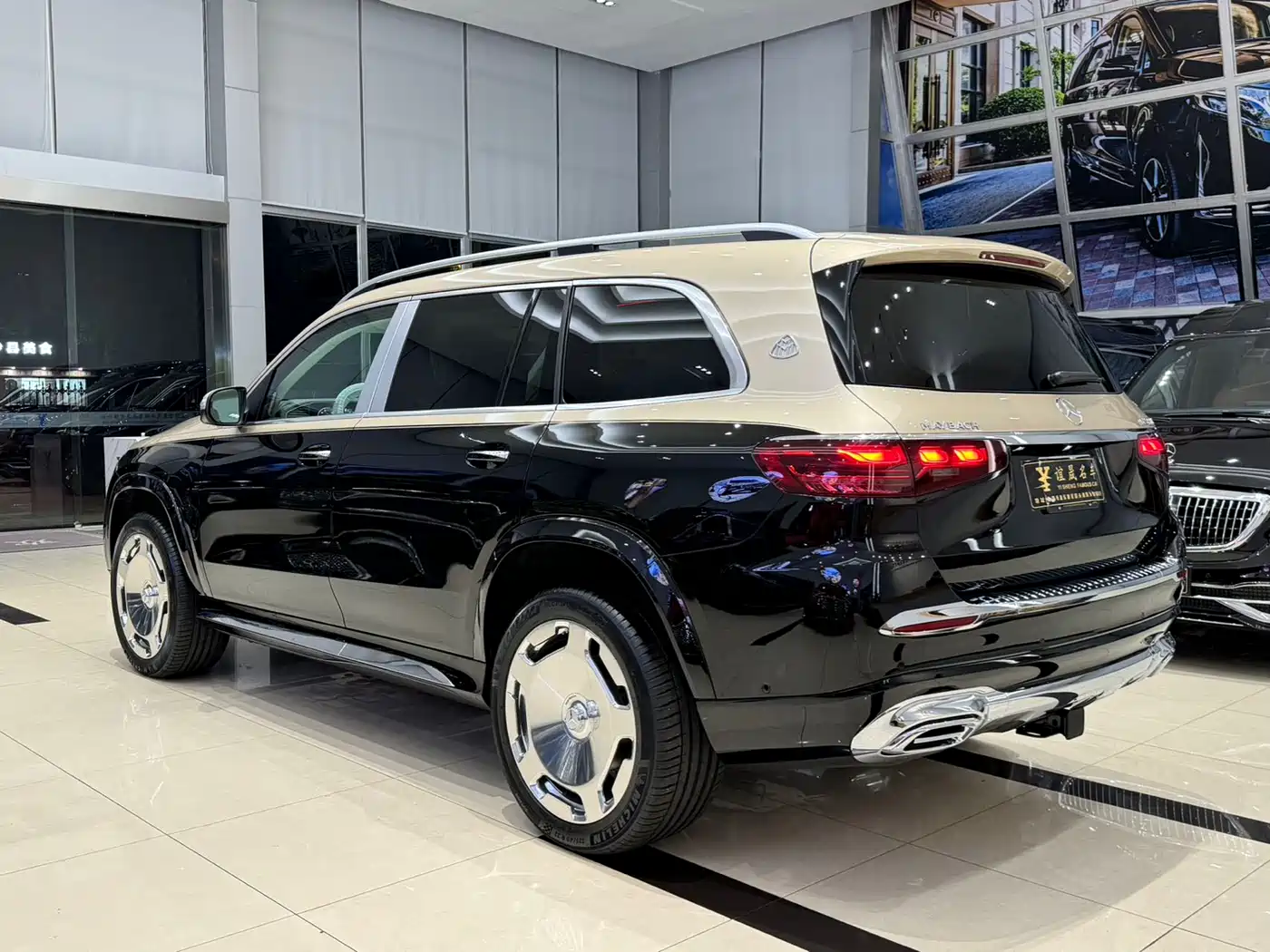 Mercedes-Benz GLS 2024 Model GLS 450 4MATIC Luxury фото 21
