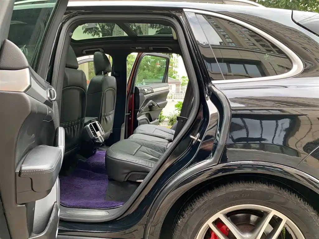 Porsche Cayenne 2011 Cayenne S 4.8L фото 18