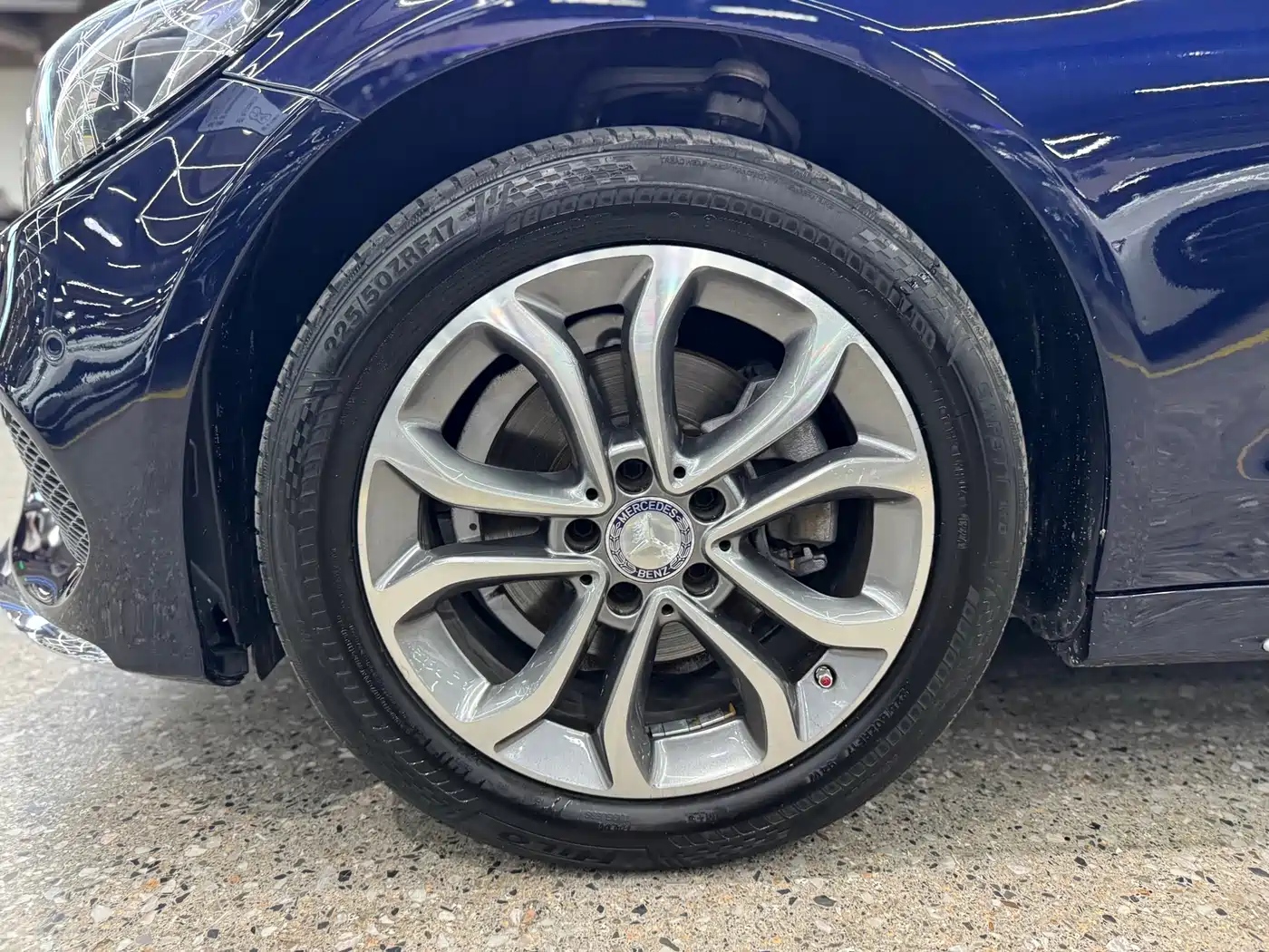 Mercedes-Benz C-Class 2015 Facelift C 200 L Sport фото 23