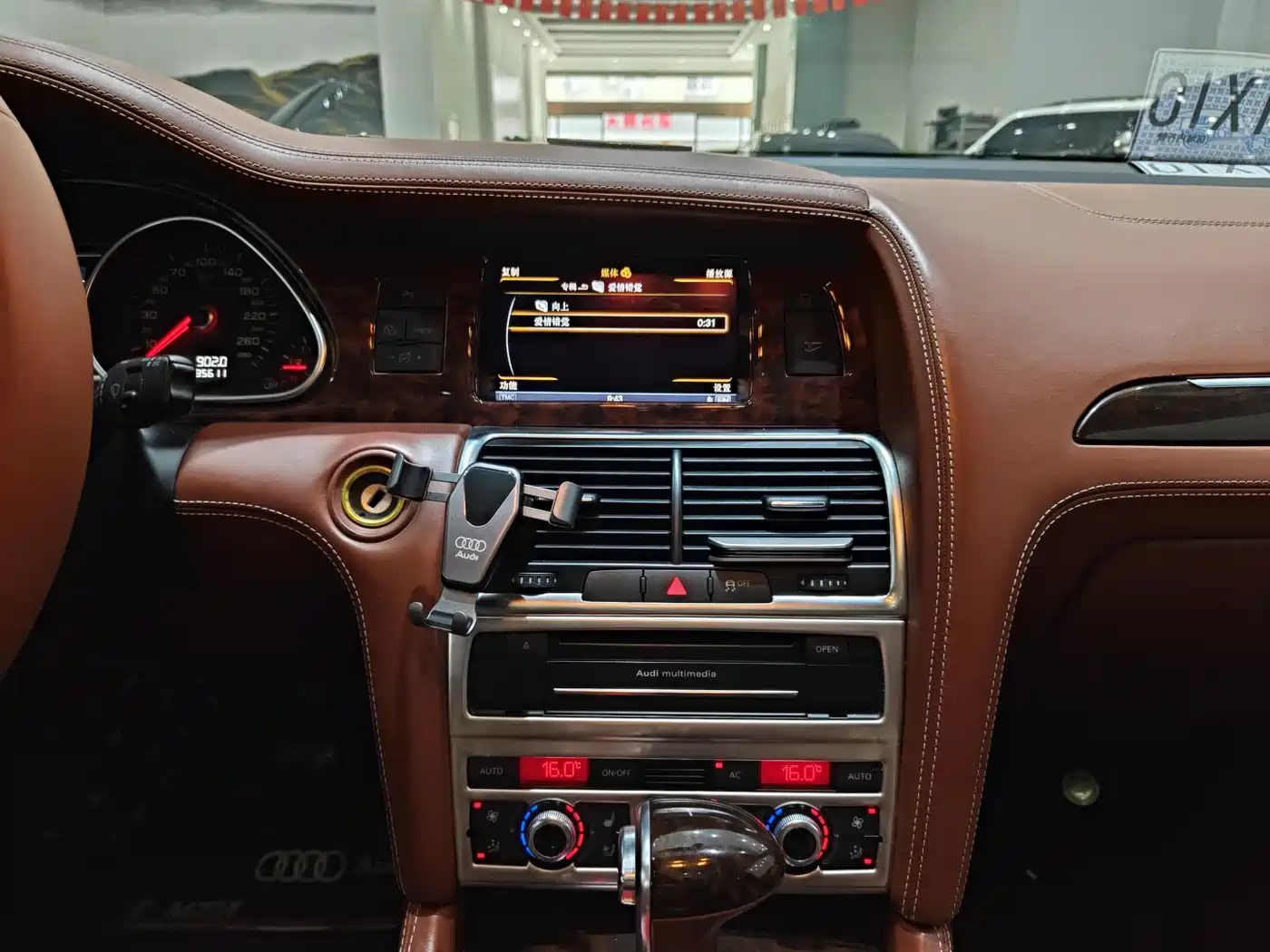 Audi Q7 2012 3.0 TFSI Exclusive (200kW) фото 12