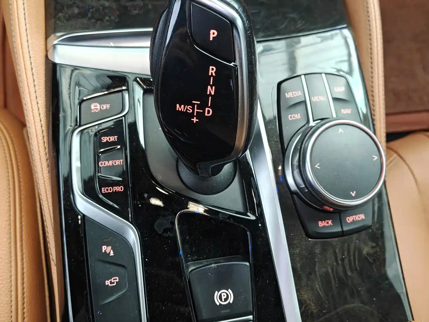BMW 5 Series 2018 530Li Premium M Sport Package фото 13
