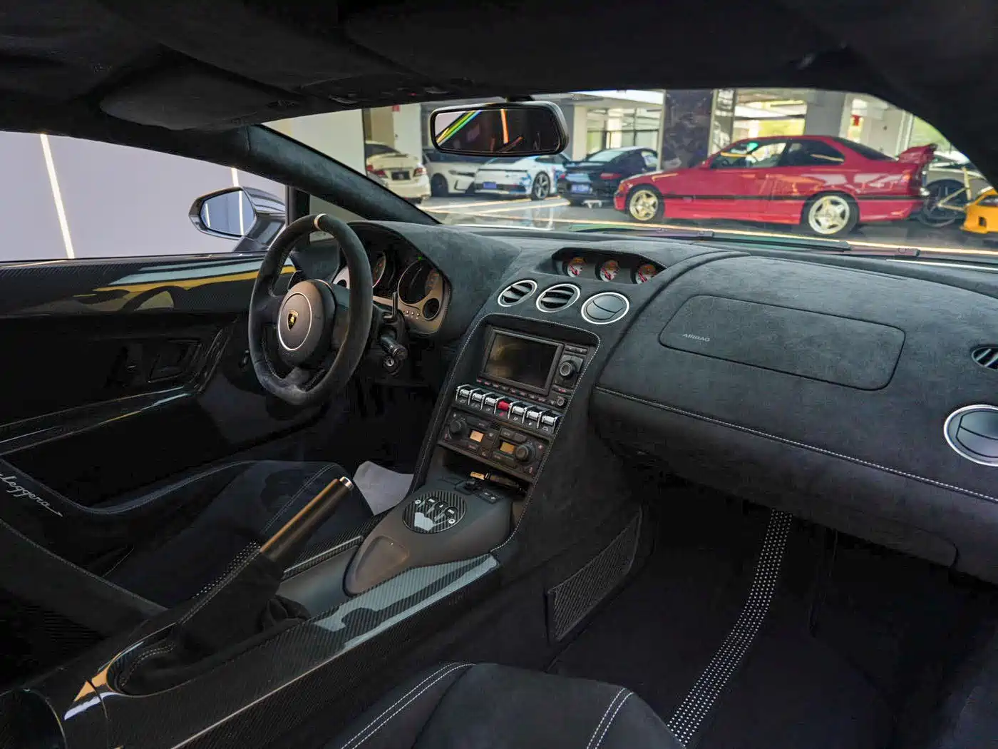 Lamborghini Gallardo 2011 LP 570-4 Superleggera фото 11