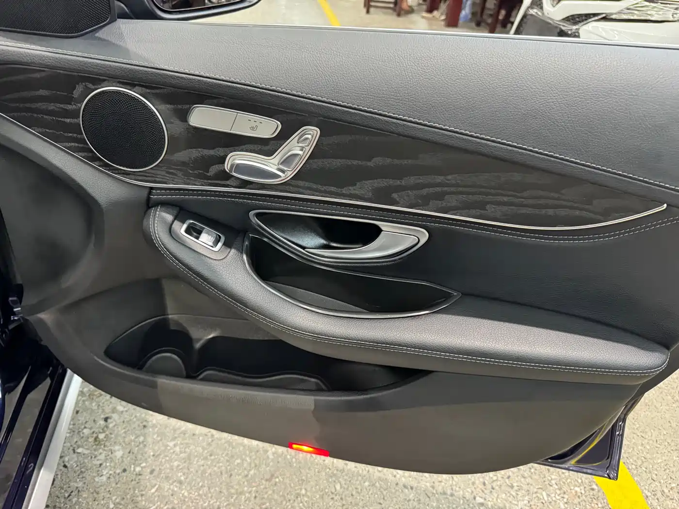 Mercedes-Benz C-Class 2015 Facelift C 200 L Sport фото 35