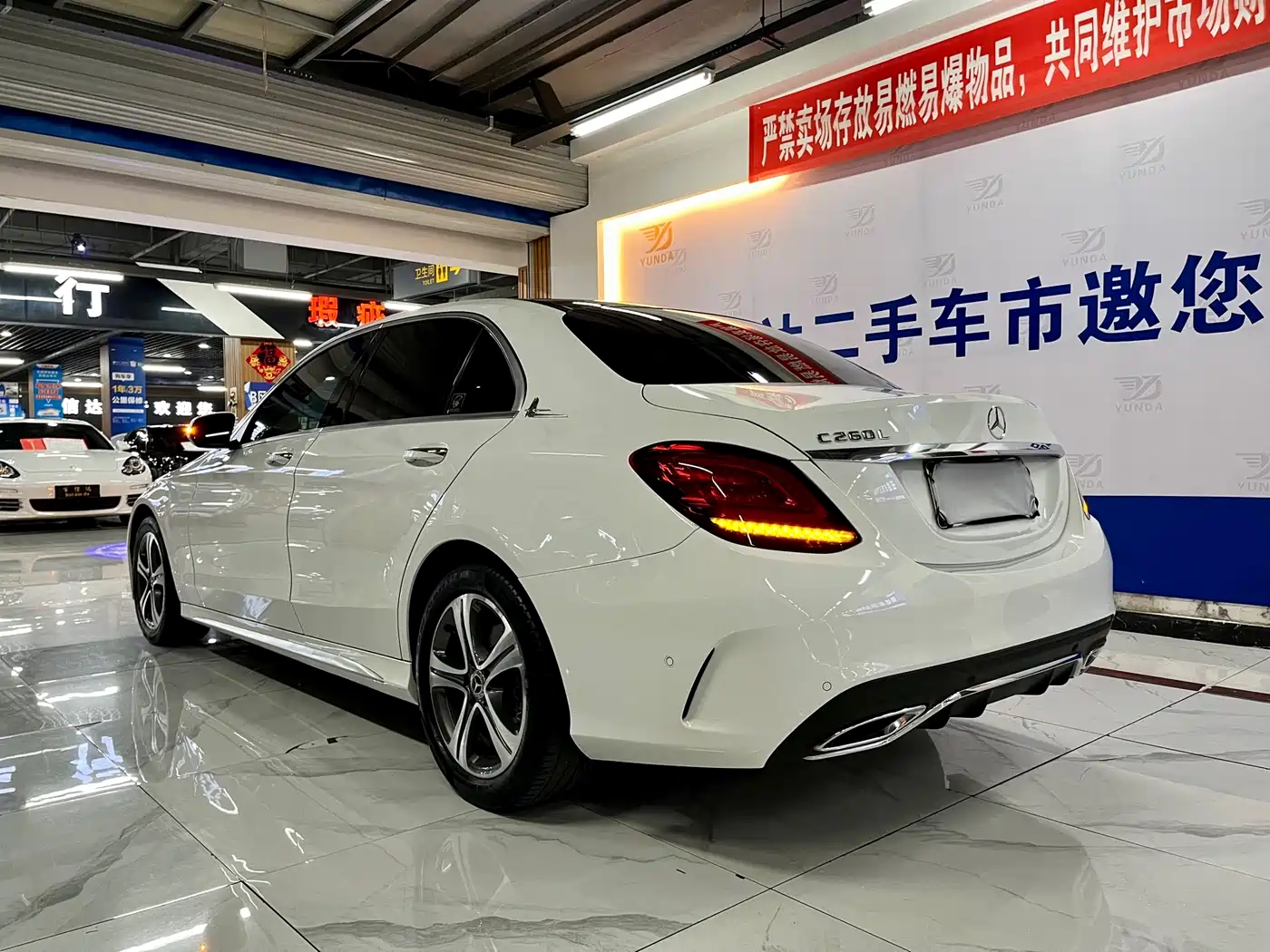 MERCEDES-BENZ C CLASS