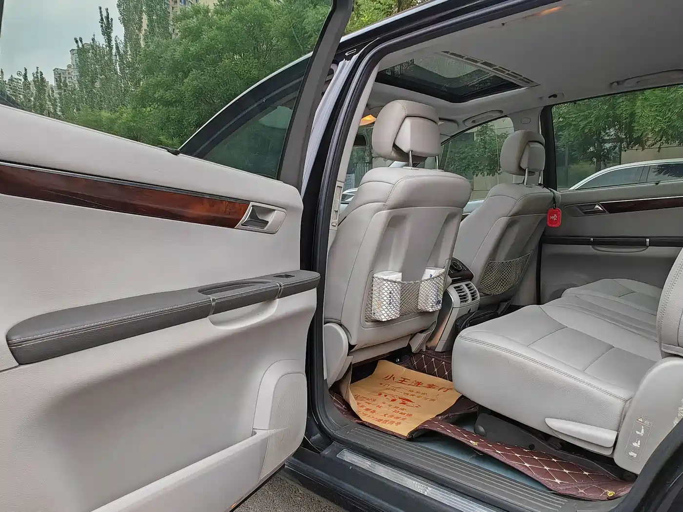 Mercedes-Benz R-Class 2011 R 300 L Luxury фото 16
