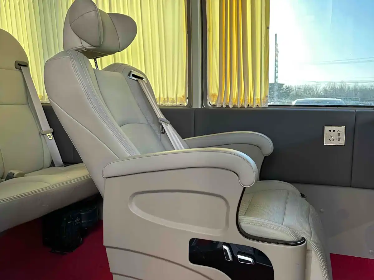 Toyota Coaster 2015 4.0L Premium Bus GRB53L-ZCMSK 20-seater фото 8