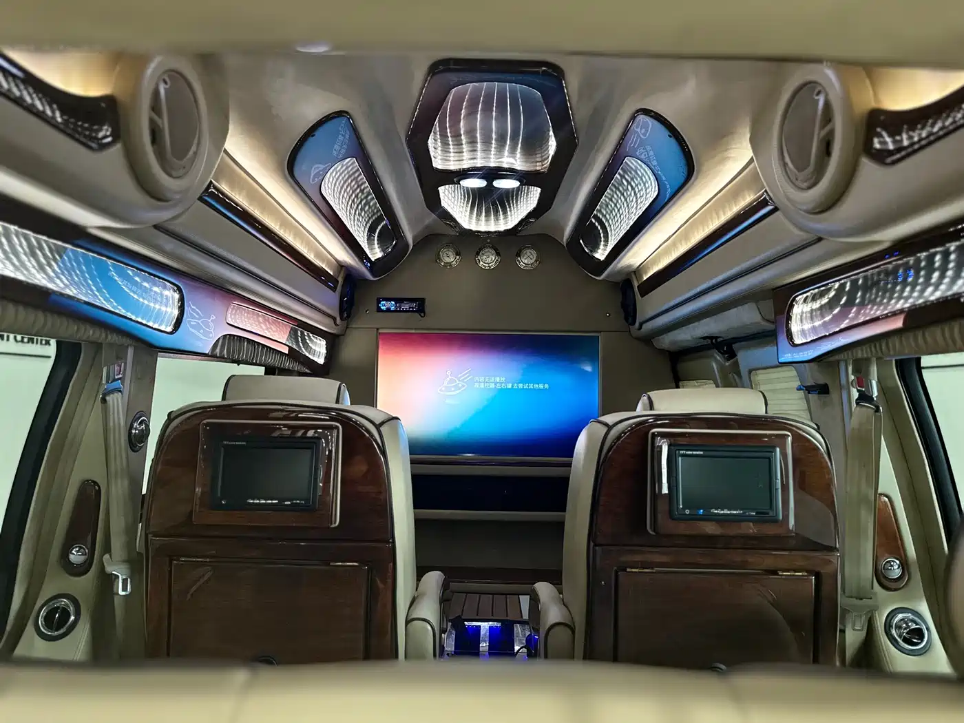 GMC Savana 2013 2013 5.3L Supreme Leader Edition