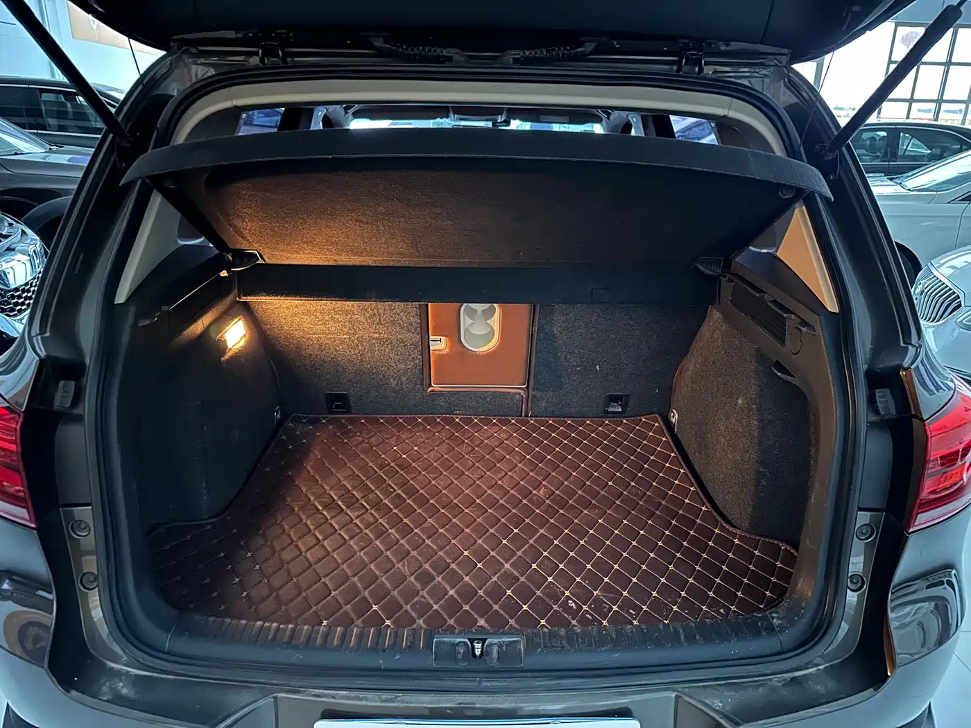 Volkswagen Tiguan 2015 1.8TSI Automatic 2WD Trendline фото 14