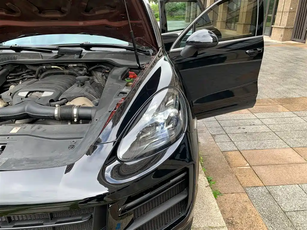 Porsche Cayenne 2011 Cayenne S 4.8L фото 12