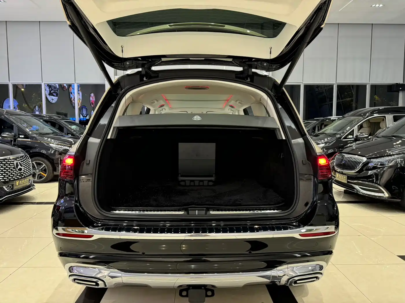 Mercedes-Benz GLS 2024 Model GLS 450 4MATIC Luxury фото 20