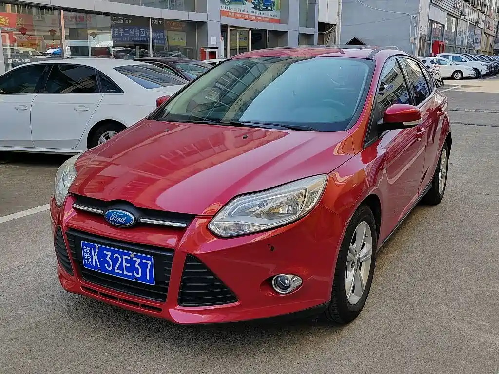 Ford Focus 2013 2012 Hatchback 1.6L Automatic Trend