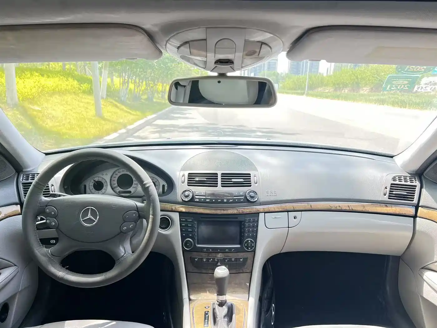 Mercedes-Benz E-Class 2008 Model E 280 Personality Sport Edition фото 5