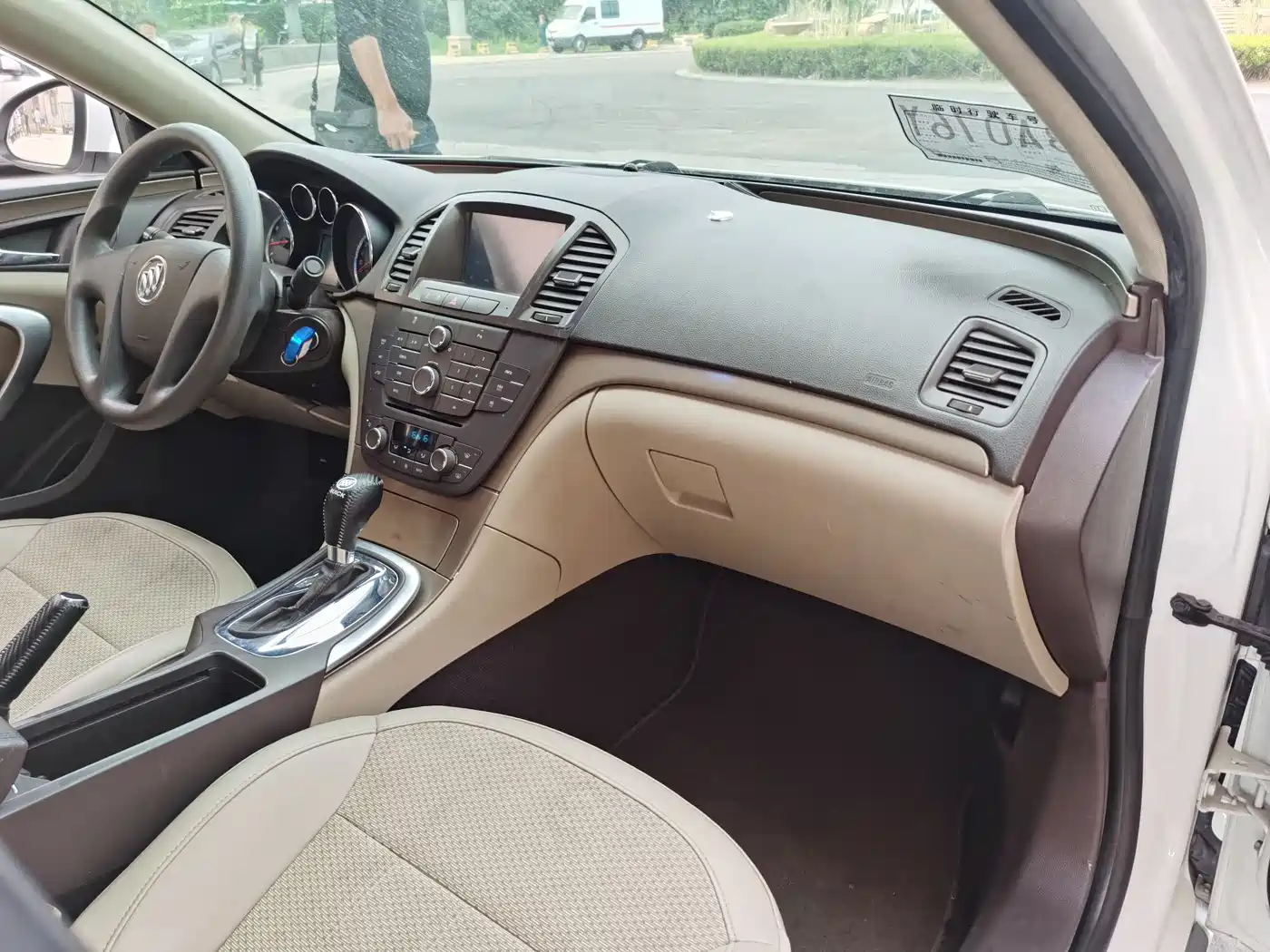 Buick Regal 2012 Model 2.0L Comfort фото 9
