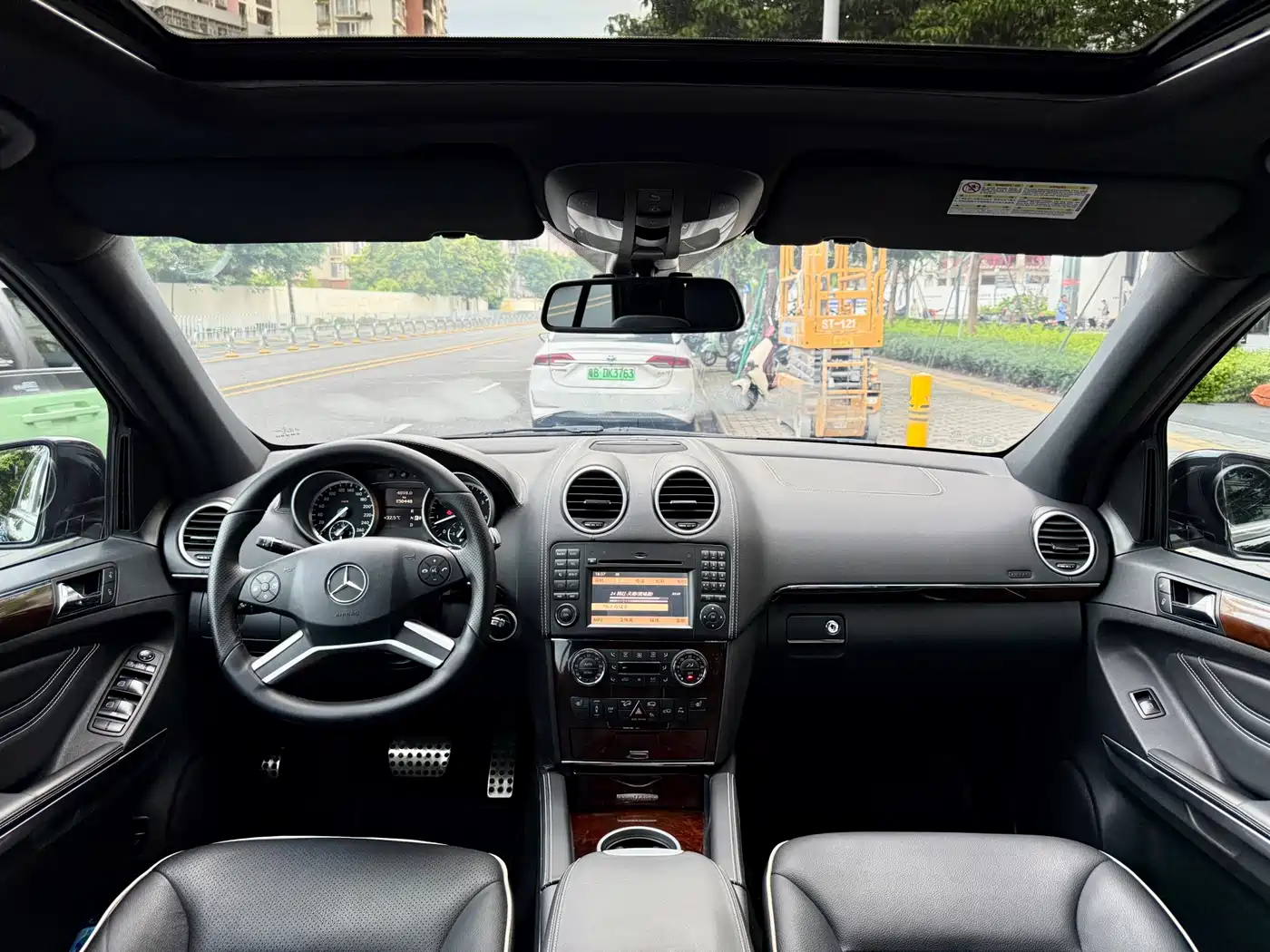 Mercedes-Benz M-Class 2010 ML 350 4MATIC Luxury фото 9
