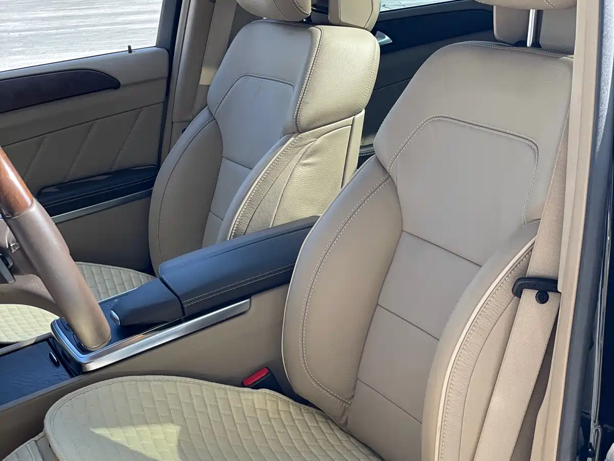 Mercedes-Benz GL-Class 2013 GL 500 4MATIC фото 18