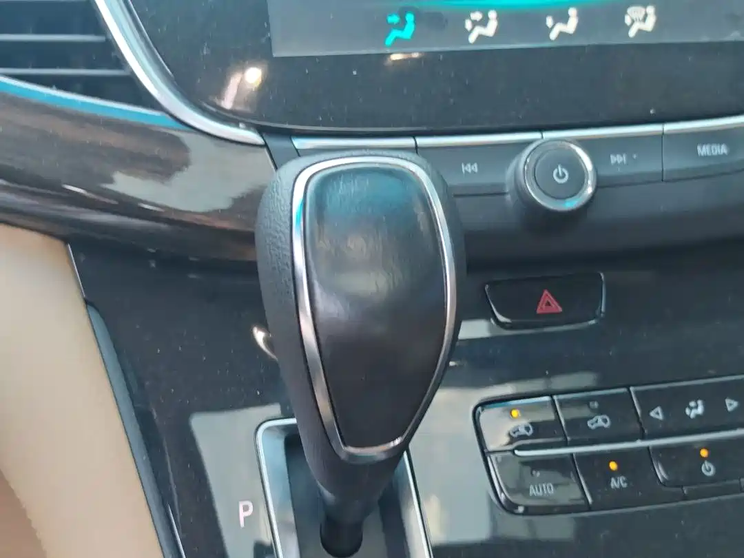Buick GL8 2018 ES 28T Flagship Type China VI фото 13