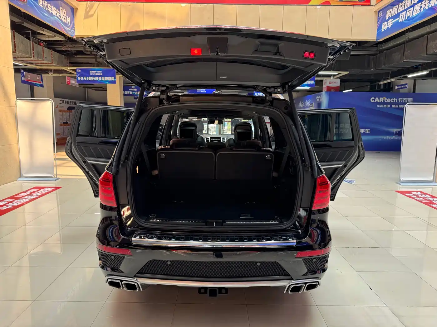 Mercedes-Benz GL-Class AMG 2014 AMG GL 63 фото 18