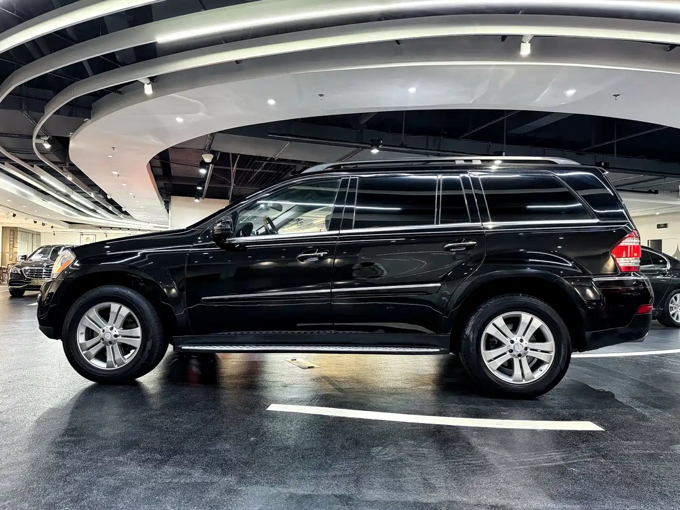 Mercedes-Benz GL-Class фото 6