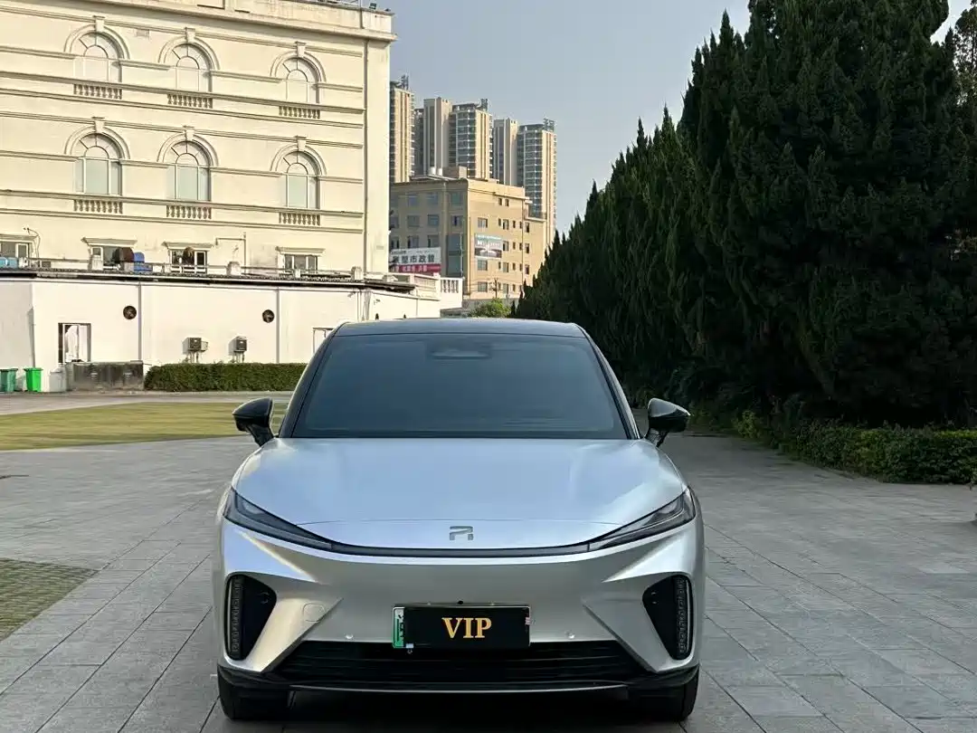 RISING AUTO FEIFAN R7