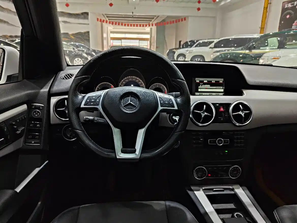 Mercedes-Benz GLK-Class 2014 GLK 200 Standard фото 15