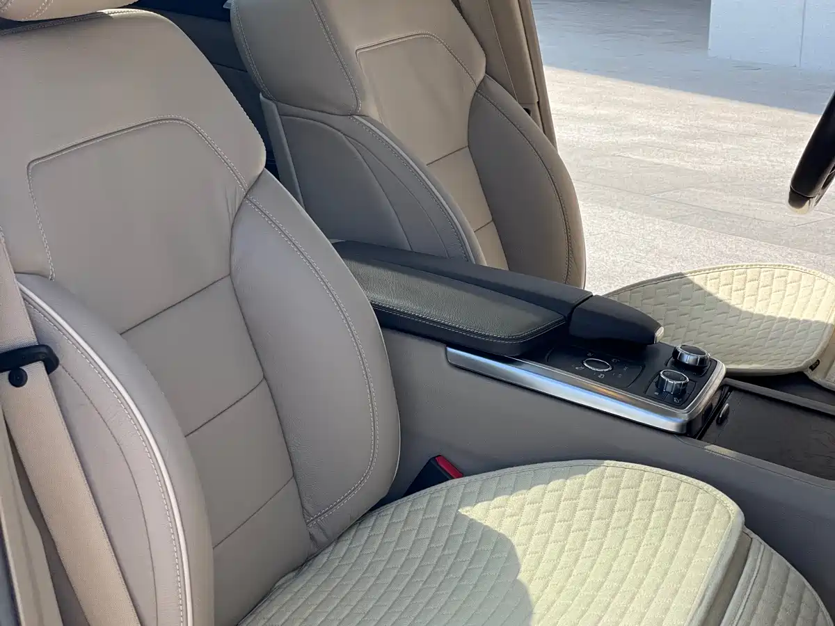 Mercedes-Benz GL-Class 2013 GL 500 4MATIC фото 19