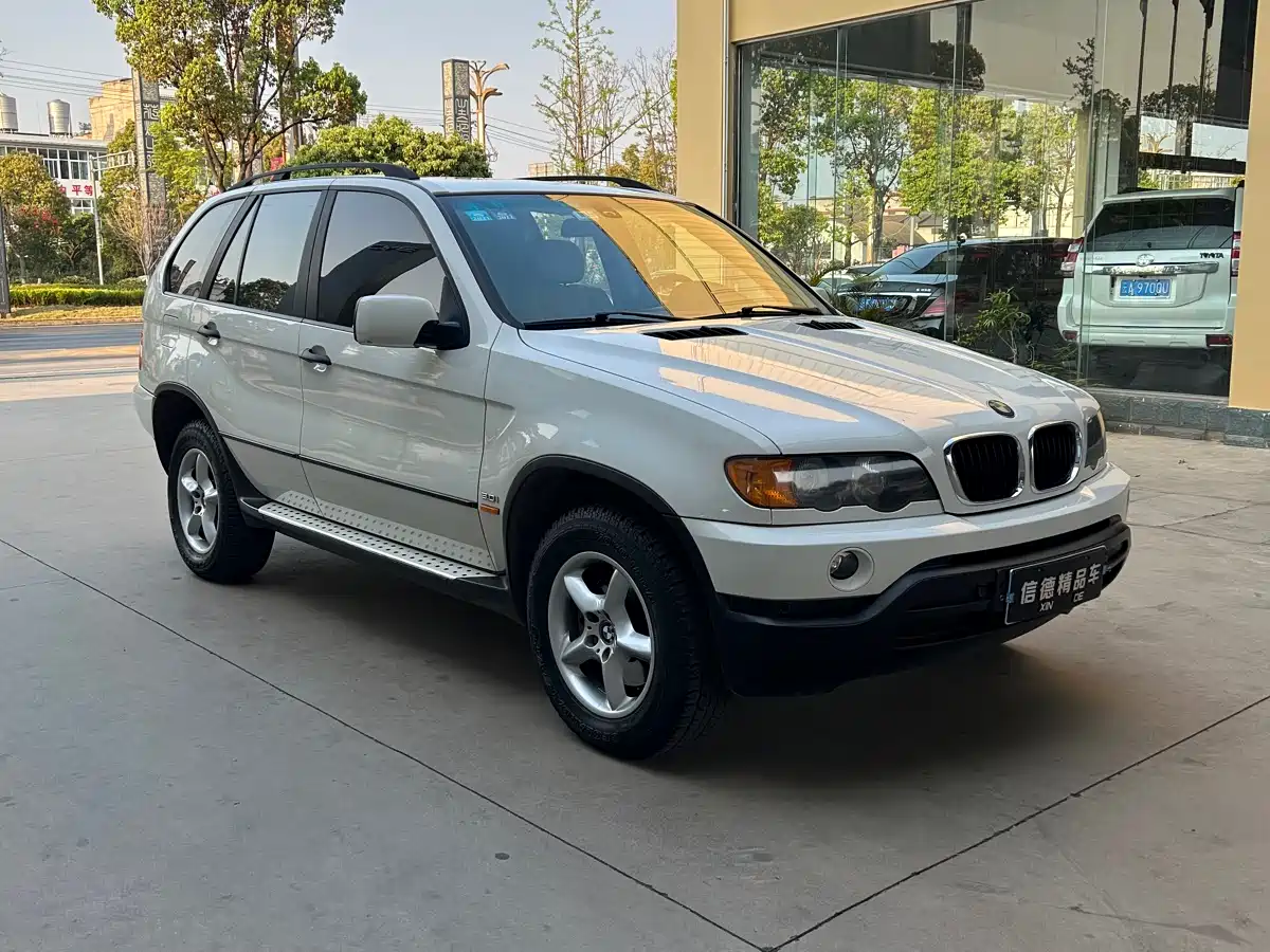 BMW X5 (Import) фото 2